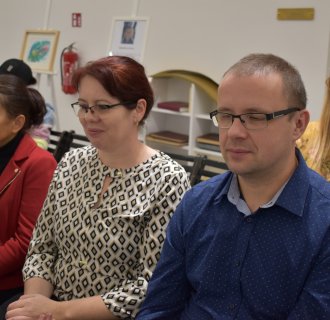 "Z MUZYKĄ WŚRÓD KSIĄŻEK I OBRAZÓW"