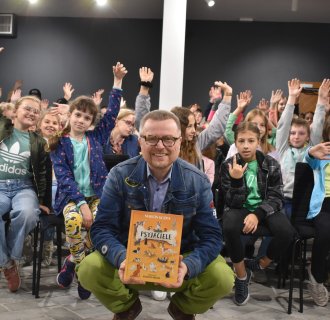 Podsumowanie projektu "Z muzyką wśród książek i obrazów" 