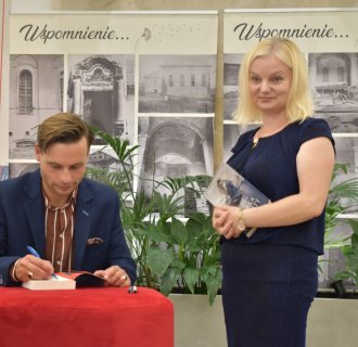 Podsumowanie projektu "Z muzyką wśród książek i obrazów" 