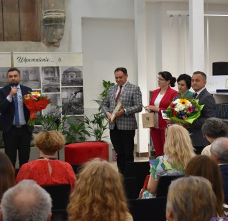 „… z książką przez życie” – pożegnanie długoletniego dyrektora Miejskiej Biblioteki Publicznej w Tarnogrodzie