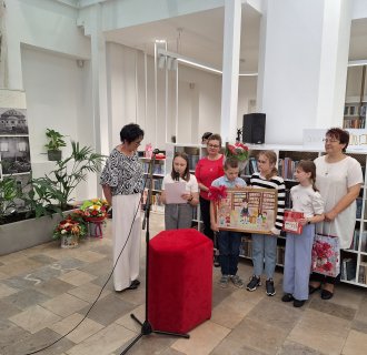 „… z książką przez życie” – pożegnanie długoletniego dyrektora Miejskiej Biblioteki Publicznej w Tarnogrodzie