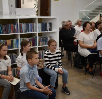 „… z książką przez życie” – pożegnanie długoletniego dyrektora Miejskiej Biblioteki Publicznej w Tarnogrodzie