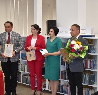 „… z książką przez życie” – pożegnanie długoletniego dyrektora Miejskiej Biblioteki Publicznej w Tarnogrodzie