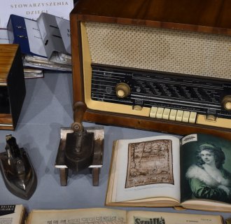 ŚWIAT PRL-U ZE ZBIORÓW IRENEUSZA SCHABA