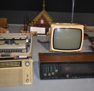 ŚWIAT PRL-U ZE ZBIORÓW IRENEUSZA SCHABA